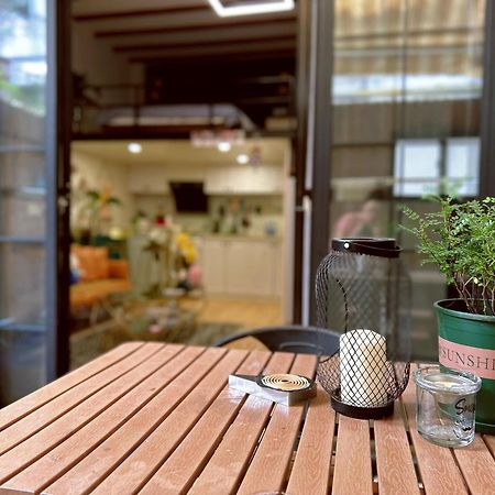 Shanghai Hills & Zinn City Bnb Near Line13 Mid Huaihai Rd & Changle Rd Bagian luar foto