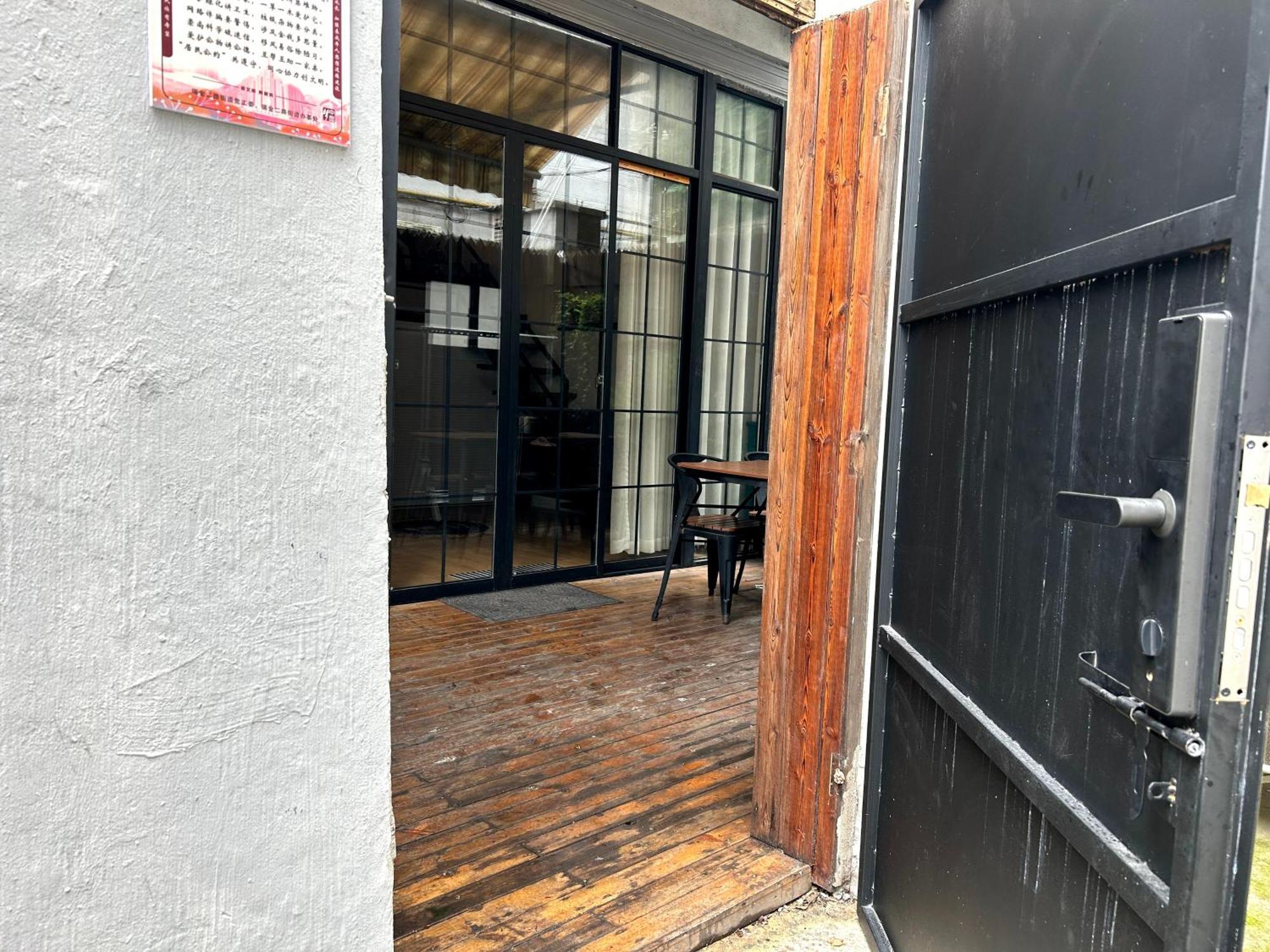 Shanghai Hills & Zinn City Bnb Near Line13 Mid Huaihai Rd & Changle Rd Bagian luar foto